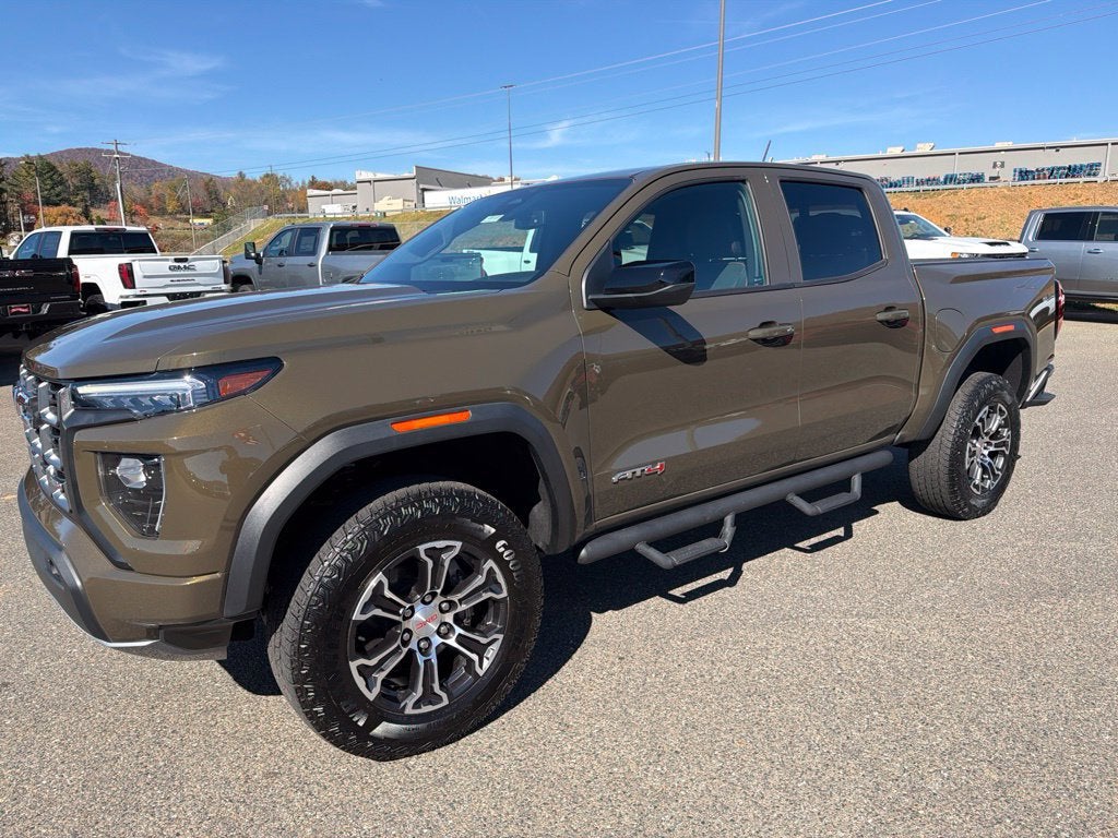 2025 GMC Canyon AT4