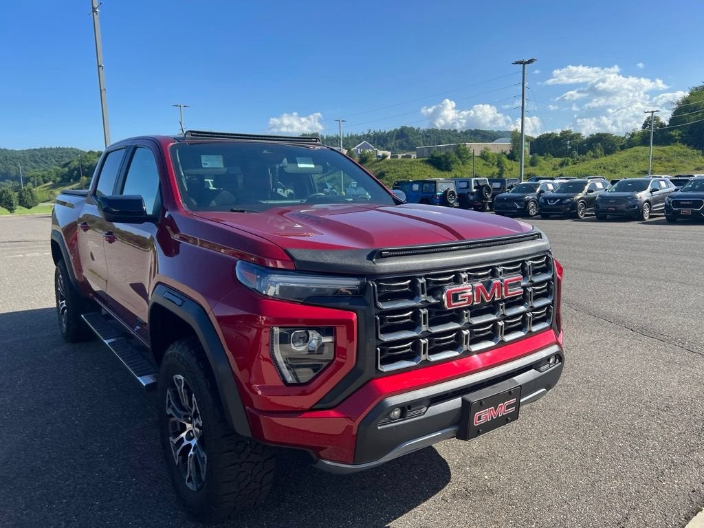 2023 GMC Canyon AT4