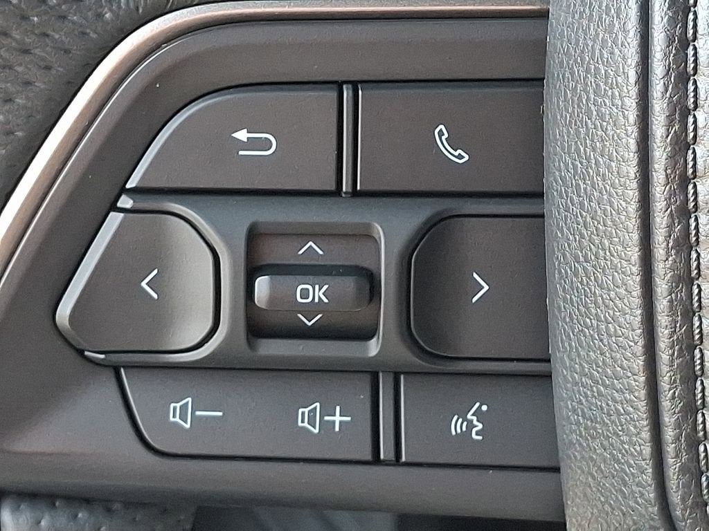 2025 Toyota Tacoma 4WD SR