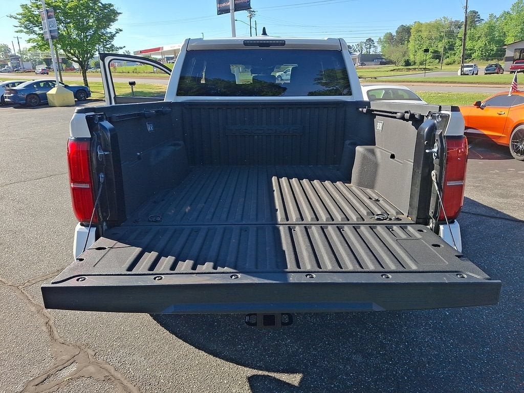 2024 Toyota Tacoma 4WD SR5