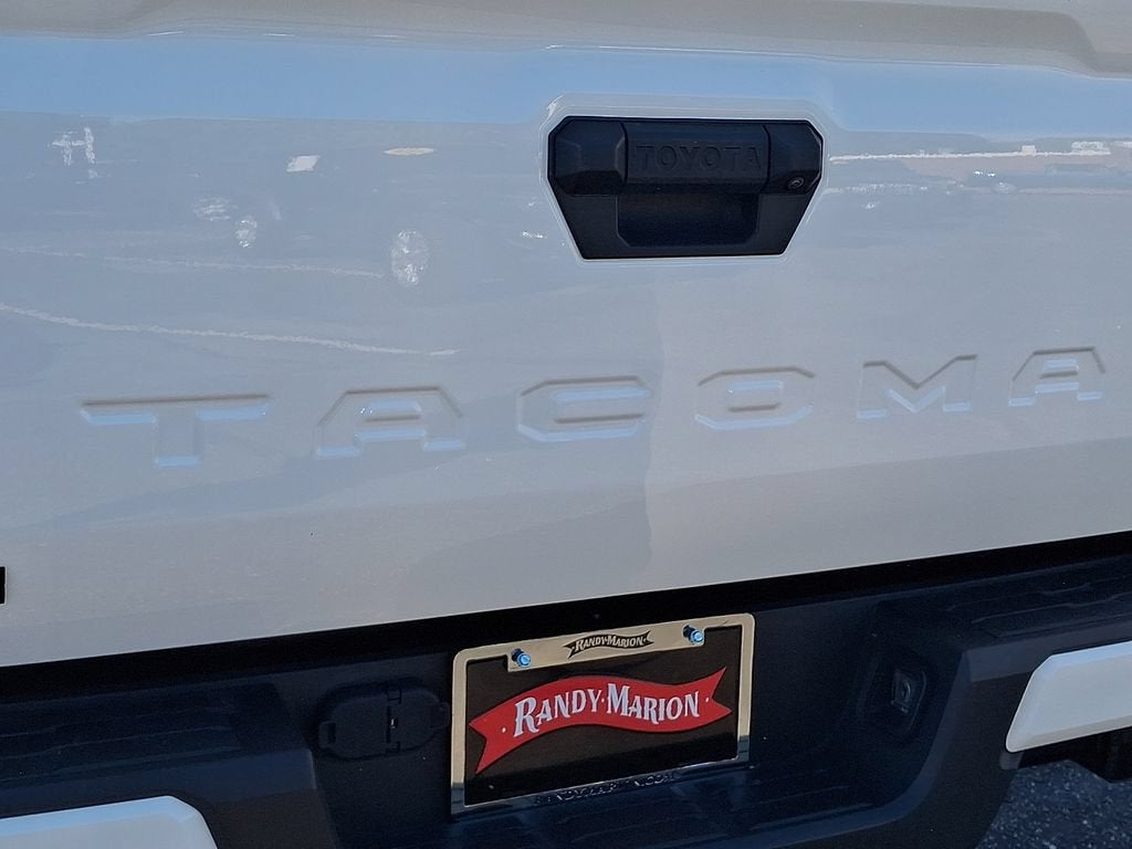 2024 Toyota Tacoma 4WD SR5