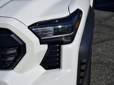 2024 Toyota Tacoma 4WD SR5