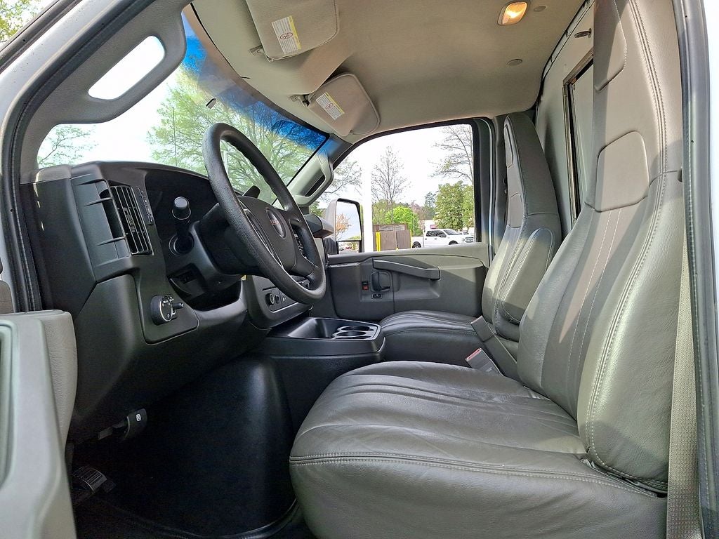 2016 GMC Savana 3500 Diesel