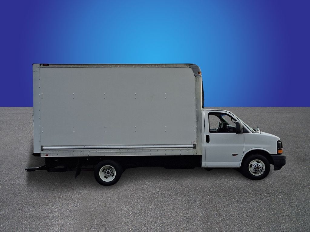 2016 GMC Savana 3500 Diesel