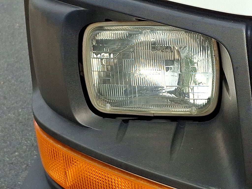 2016 GMC Savana 3500 Diesel