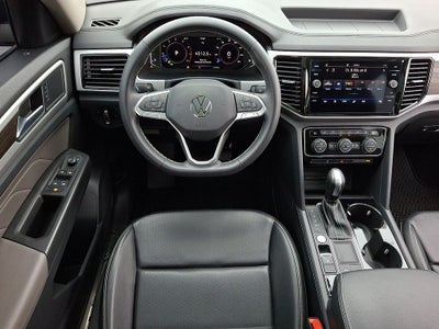 2022 Volkswagen Atlas 3.6L V6 SE w/Technology