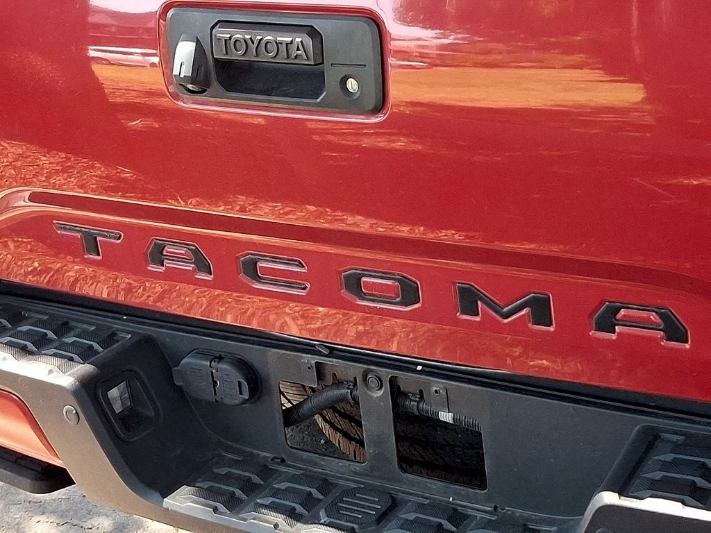 2022 Toyota Tacoma Limited V6