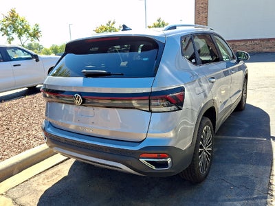 2025 Volkswagen Taos 1.5T SE