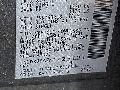 2022 Nissan Pathfinder SV