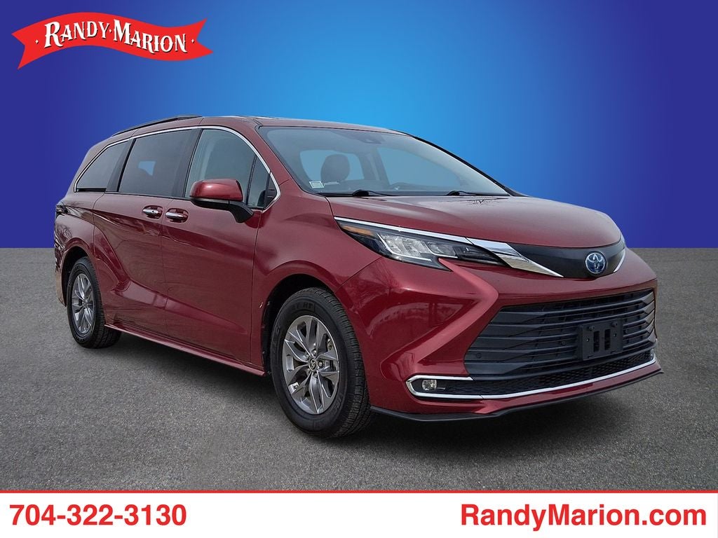 2023 Toyota Sienna XLE 7 Passenger