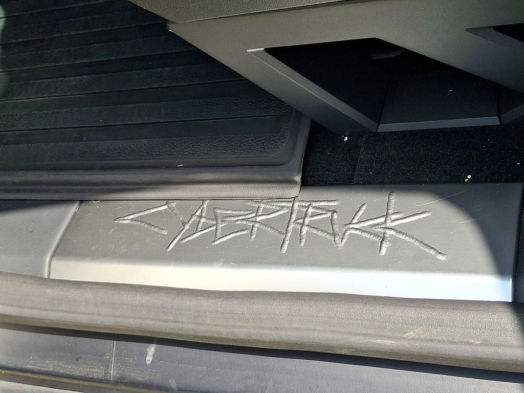 2025 Tesla Cybertruck Base