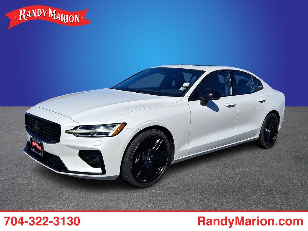 2023 Volvo S60 B5 Plus Black Edition