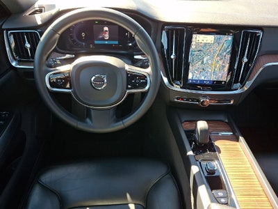 2023 Volvo S60 B5 Plus Black Edition