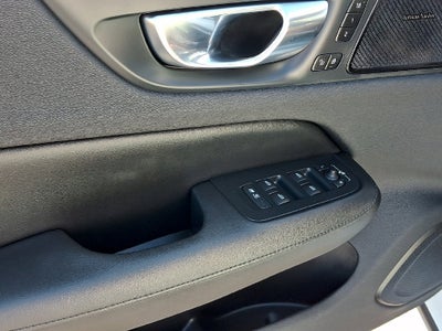 2023 Volvo S60 B5 Plus Black Edition