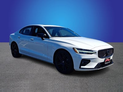 2023 Volvo S60 B5 Plus Black Edition