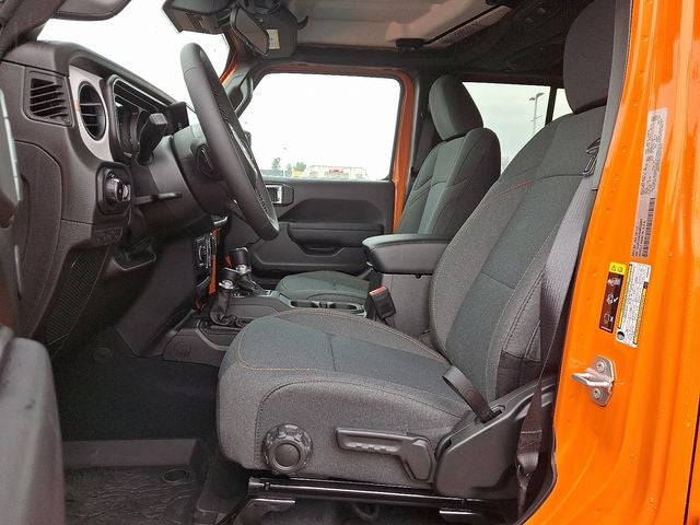 2025 Jeep Wrangler 4-Door Summit 4x4
