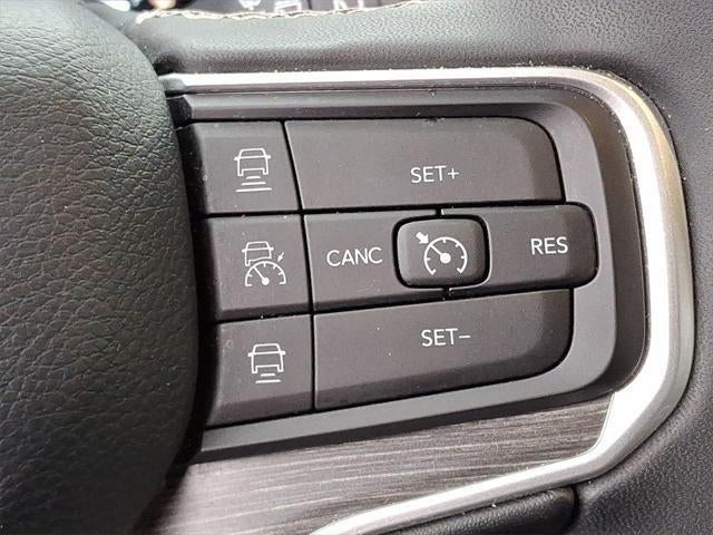 2023 Jeep Wagoneer L Series III 4x2