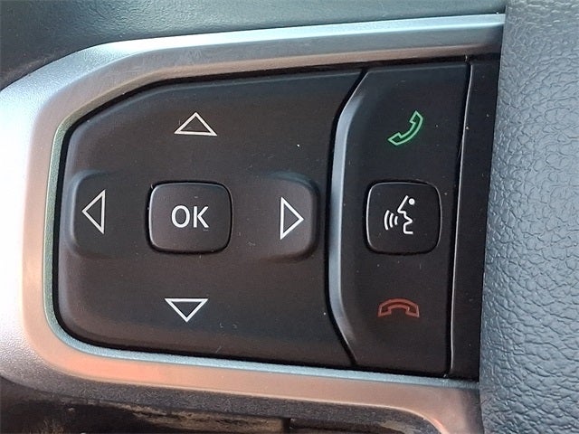 2022 RAM 1500 Big Horn Quad Cab 4x2 6'4' Box