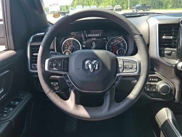 2025 RAM 1500 Big Horn Crew Cab 4x4 5'7' Box