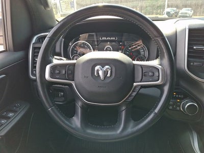 2022 RAM 1500 Big Horn Crew Cab 4x4 5'7' Box