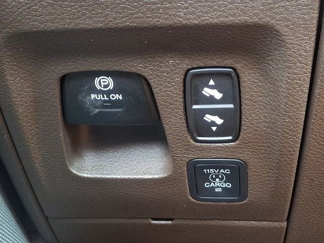 2025 RAM 1500 Limited Longhorn Crew Cab 4x4 6'4' Box