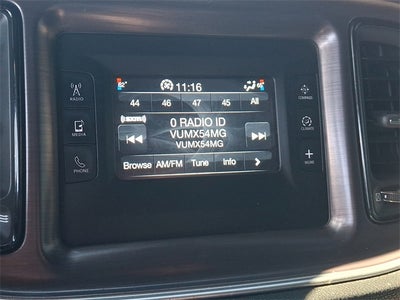 2015 Dodge Challenger SXT