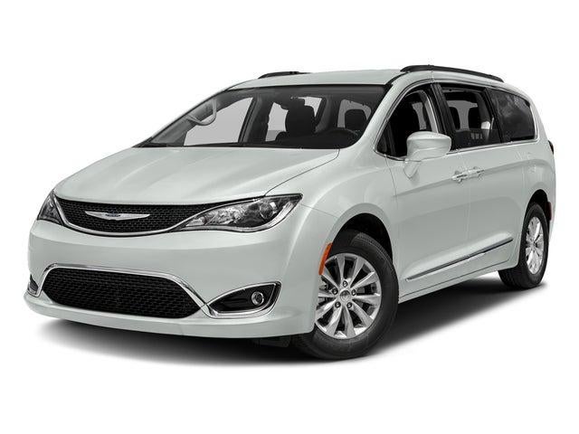 2017 Chrysler Pacifica Touring-L Plus