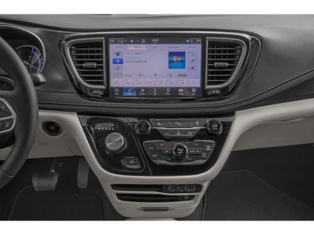 2024 Chrysler Pacifica Hybrid Premium S Appearance Pkg