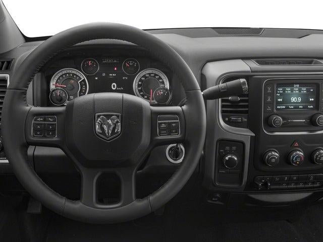 2017 RAM 3500 SLT Crew Cab 4x4 6'4' Box