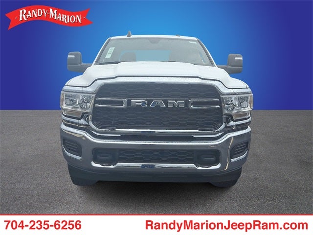 2023 RAM 2500 Tradesman Crew Cab 4x4 8' Box