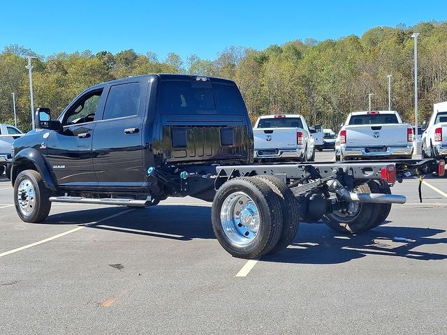 2025 RAM 5500HD Tradesman/Big Horn