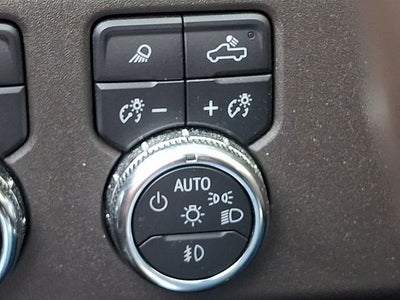 2024 GMC Sierra 1500 4WD Crew Cab Short Box SLT