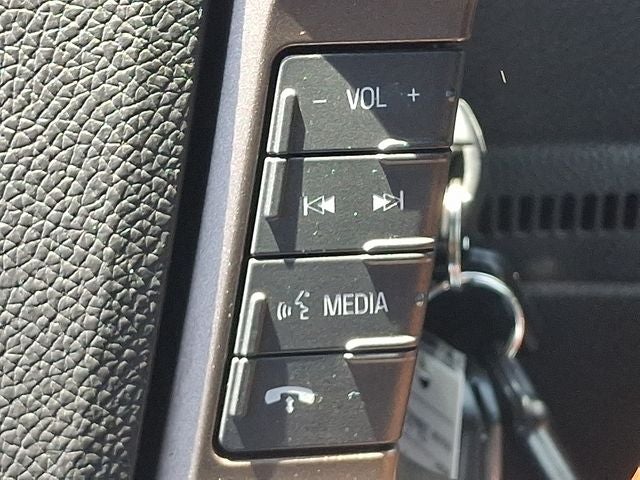 2013 Lincoln Navigator Base