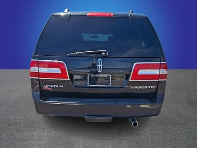 2013 Lincoln Navigator Base